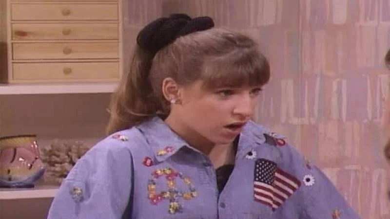 Кадры из сериала Изящный цветок (1990)